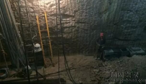 高層住宅地下被掏空，承重柱被破壞通過加固能修復(fù)嗎?