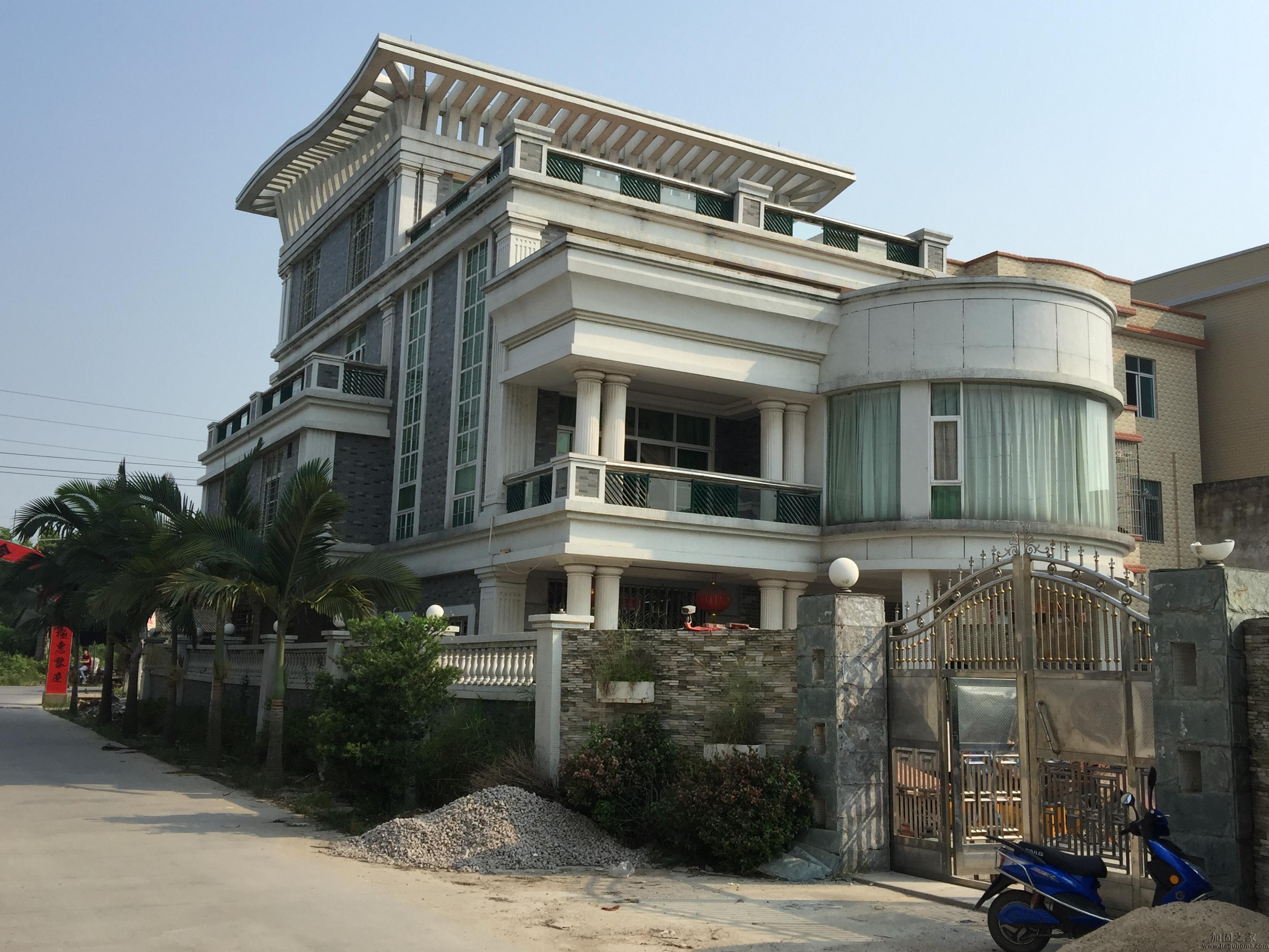 該別墅位于潮州楓溪鎮(zhèn)，地基深度達50多米，總加固費用達60萬，加固費用等同原房屋造價