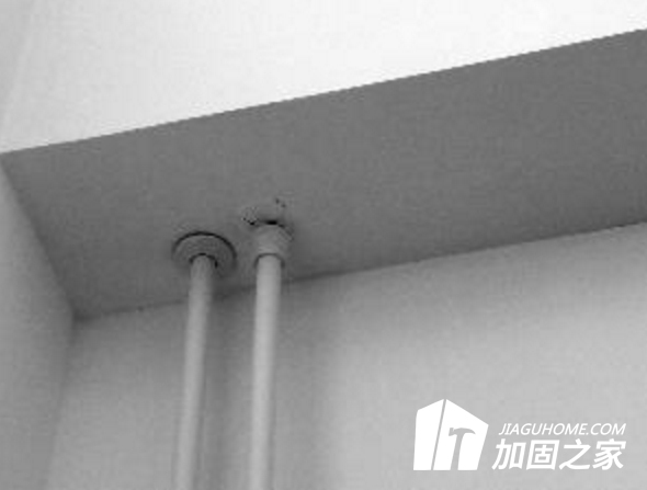新房交付墻體就開裂，你敢住嗎?