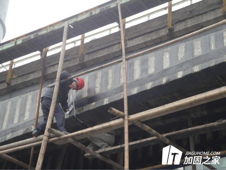 經(jīng)過南昌壇子口立交橋的注意啦！加固施工臨時(shí)占用半個(gè)車道
