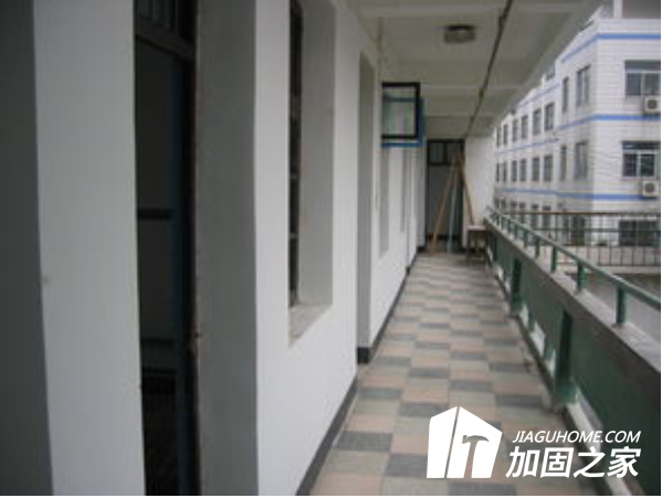 人民大學(xué)宿舍著火，火災(zāi)后宿舍加固如何進行?
